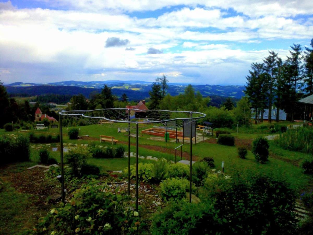 Wald-Panorama-Zimmer Bed and Breakfast Mönichkirchen Exterior foto